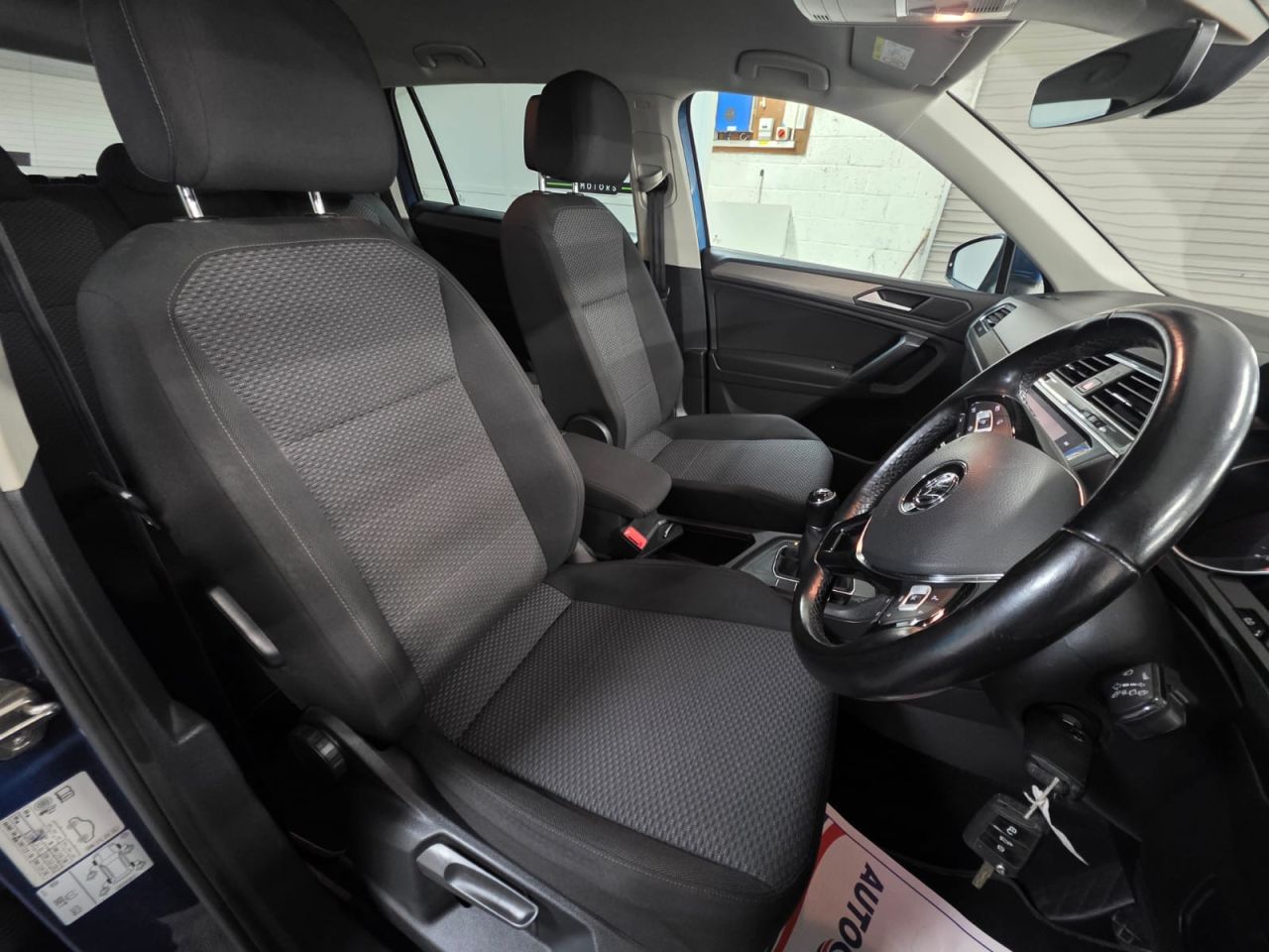 2021 VOLKSWAGEN TIGUAN ALLSPACE 2.0 TDI Match SUV 5dr Diesel Manual Euro 6 (s/s) (150 ps) 2 Owners - Park A - vehicle photo 9 for sale on PureCar