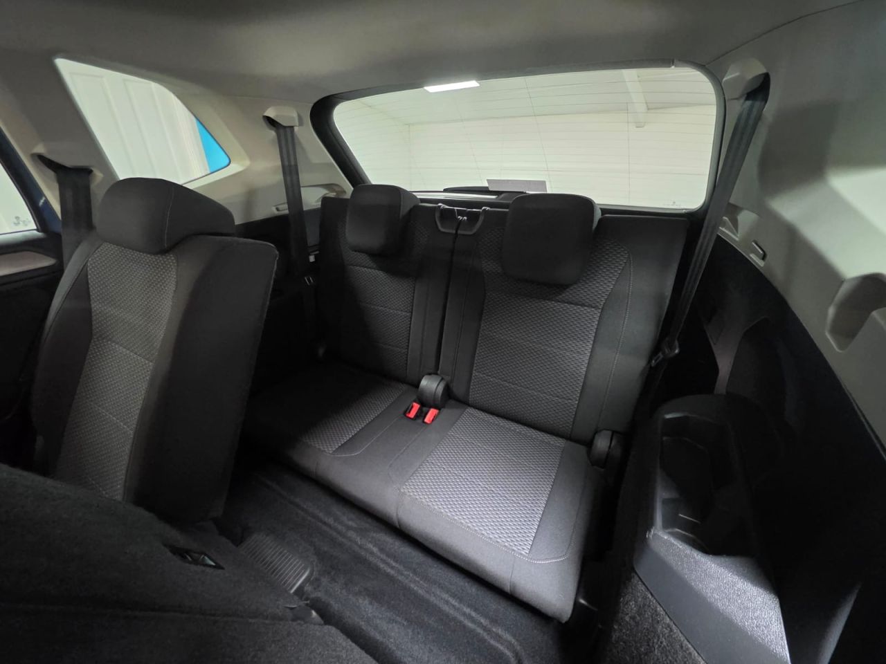 2021 VOLKSWAGEN TIGUAN ALLSPACE 2.0 TDI Match SUV 5dr Diesel Manual Euro 6 (s/s) (150 ps) 2 Owners - Park A - vehicle photo 16 for sale on PureCar