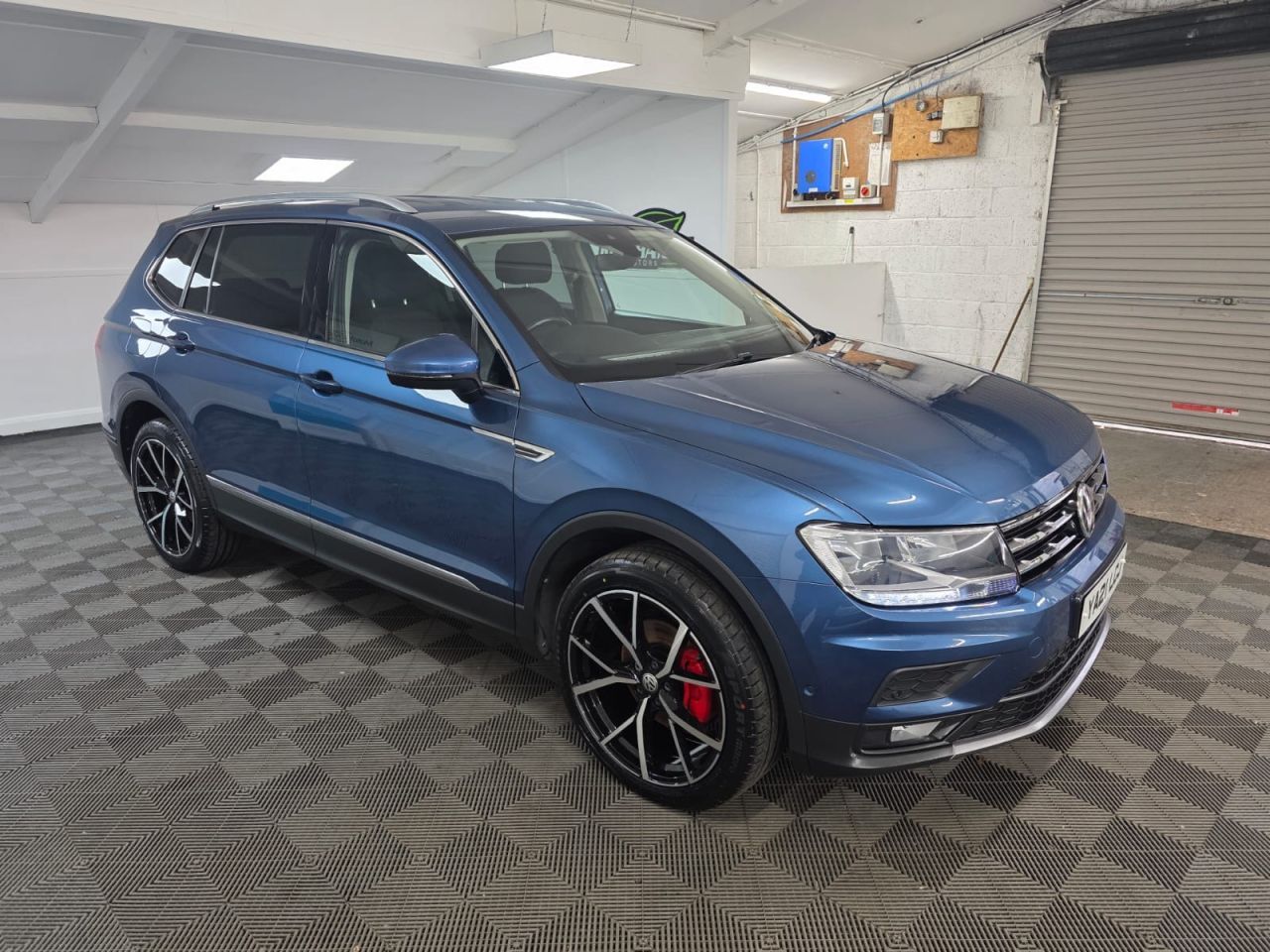 2021 VOLKSWAGEN TIGUAN ALLSPACE 2.0 TDI Match SUV 5dr Diesel Manual Euro 6 (s/s) (150 ps) 2 Owners - Park A - vehicle photo 23 for sale on PureCar