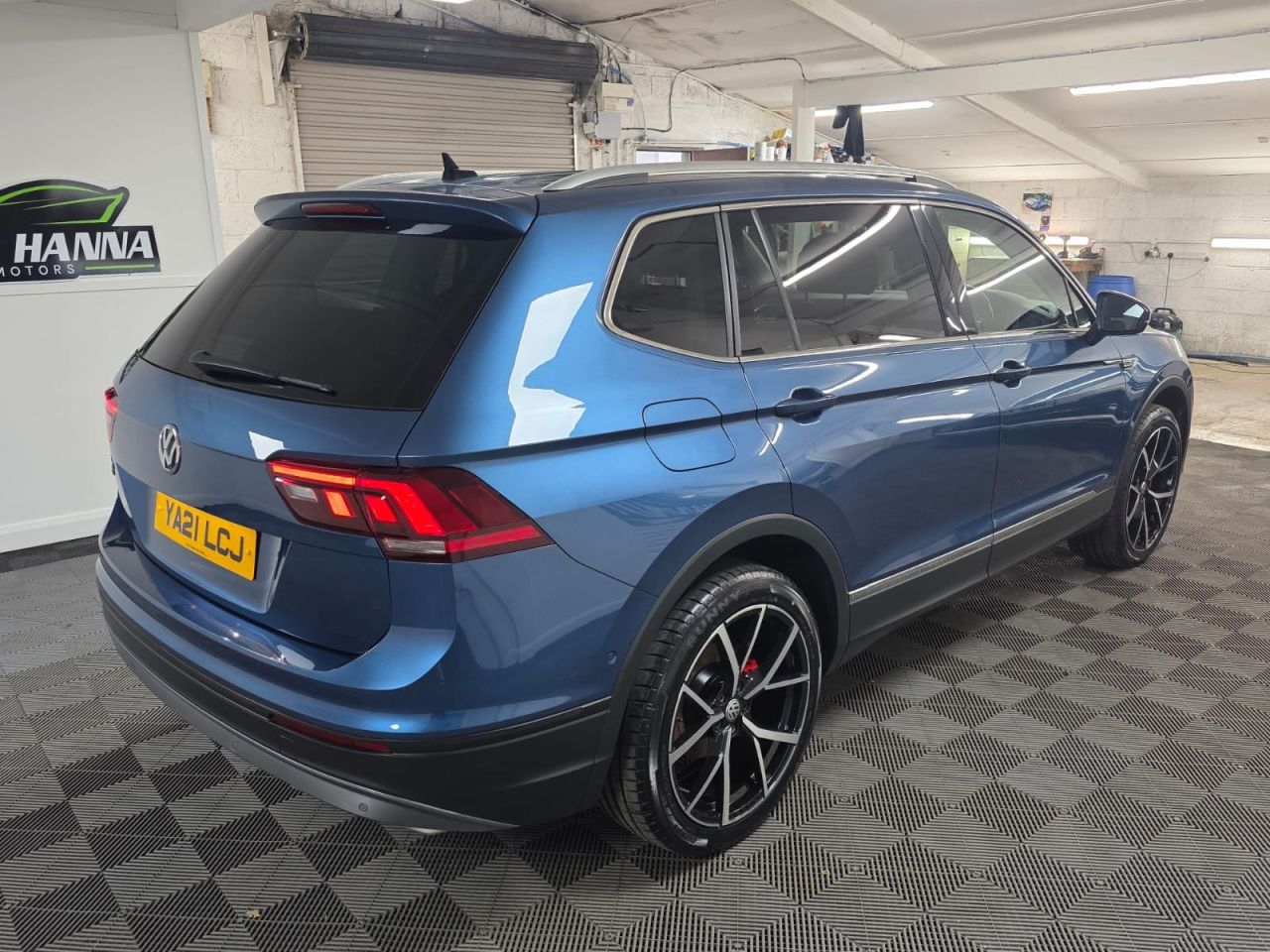 2021 VOLKSWAGEN TIGUAN ALLSPACE 2.0 TDI Match SUV 5dr Diesel Manual Euro 6 (s/s) (150 ps) 2 Owners - Park A - vehicle photo 25 for sale on PureCar