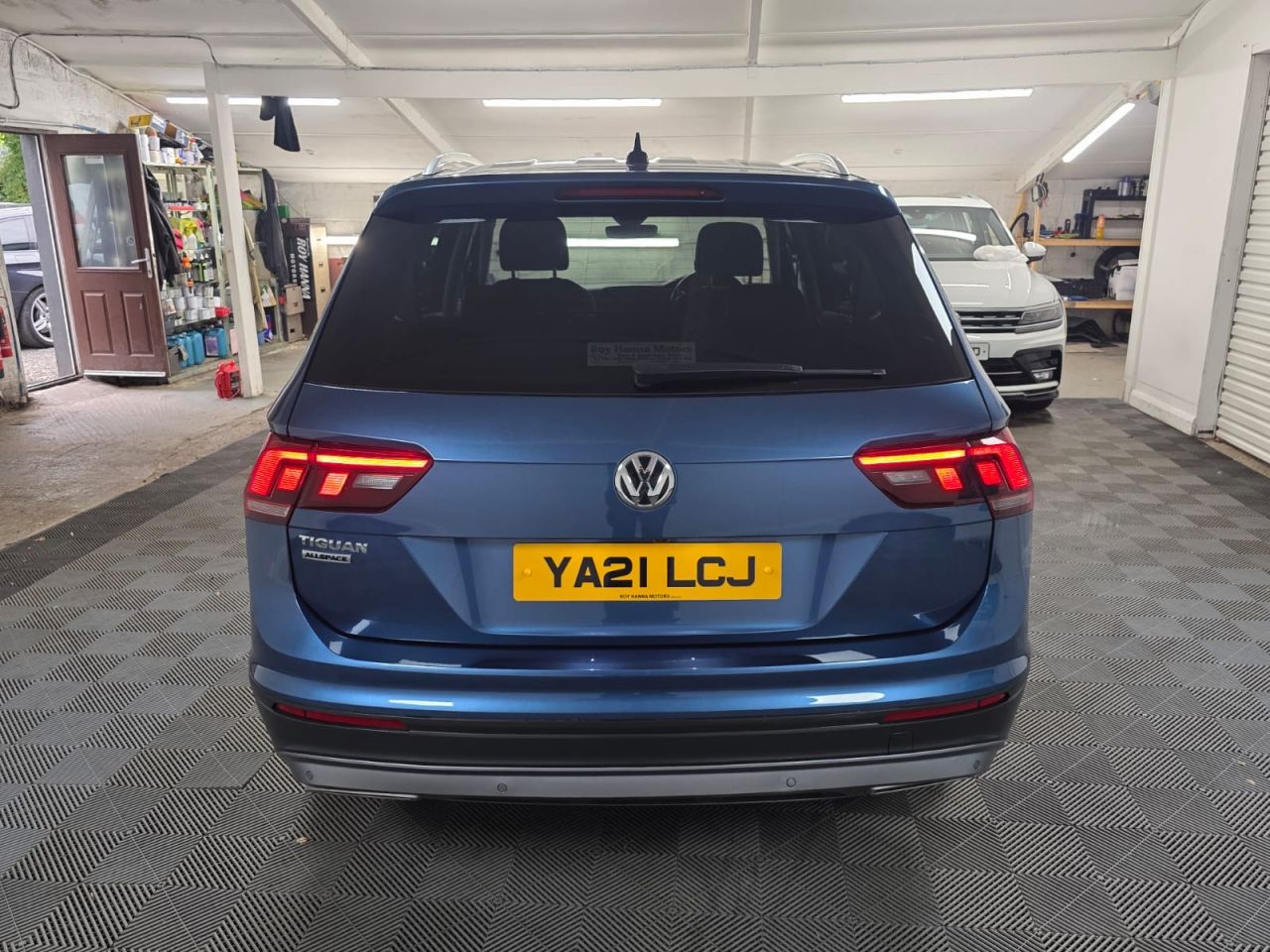 2021 VOLKSWAGEN TIGUAN ALLSPACE 2.0 TDI Match SUV 5dr Diesel Manual Euro 6 (s/s) (150 ps) 2 Owners - Park A - vehicle photo 26 for sale on PureCar