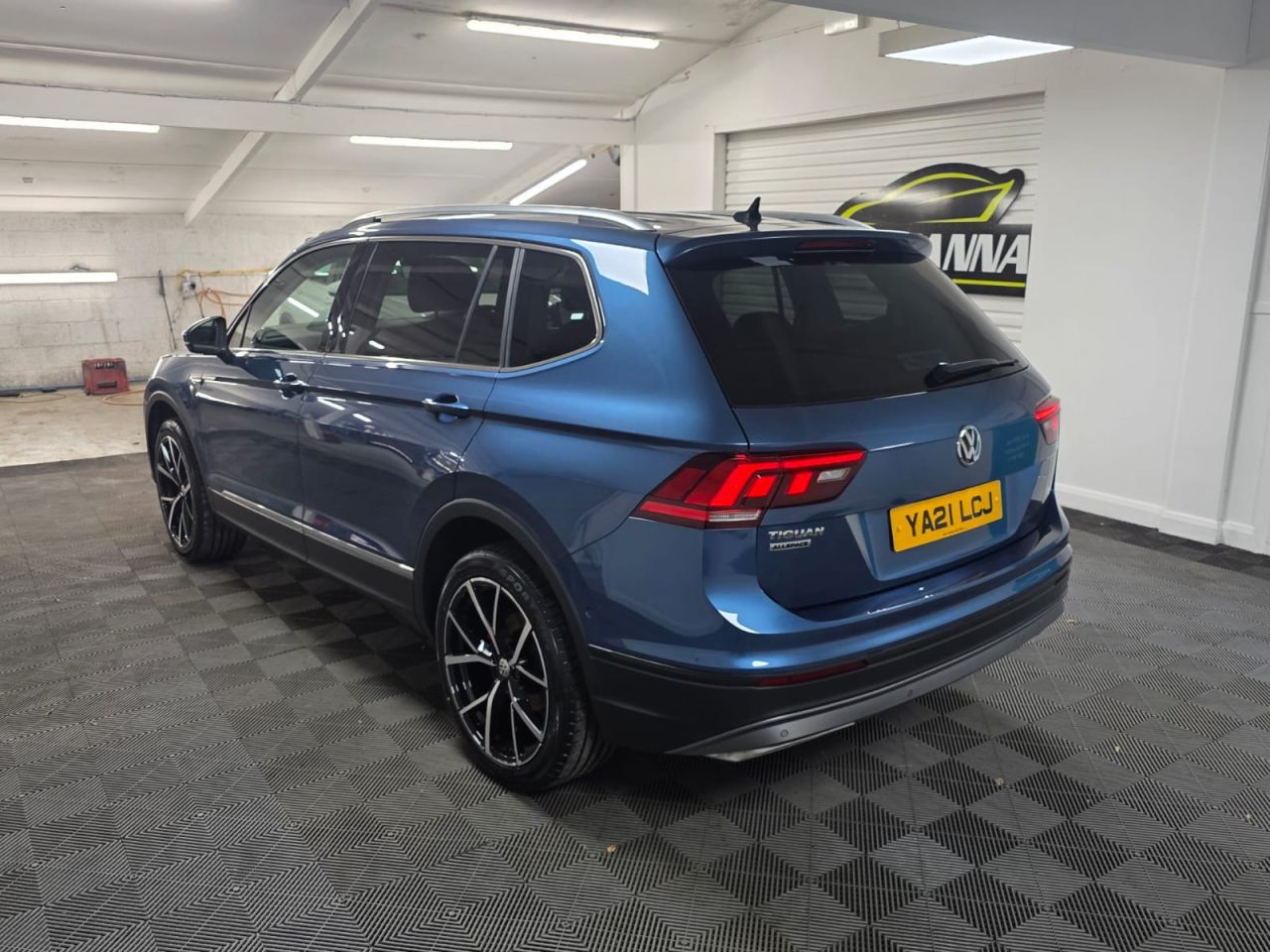 2021 VOLKSWAGEN TIGUAN ALLSPACE 2.0 TDI Match SUV 5dr Diesel Manual Euro 6 (s/s) (150 ps) 2 Owners - Park A - vehicle photo 27 for sale on PureCar