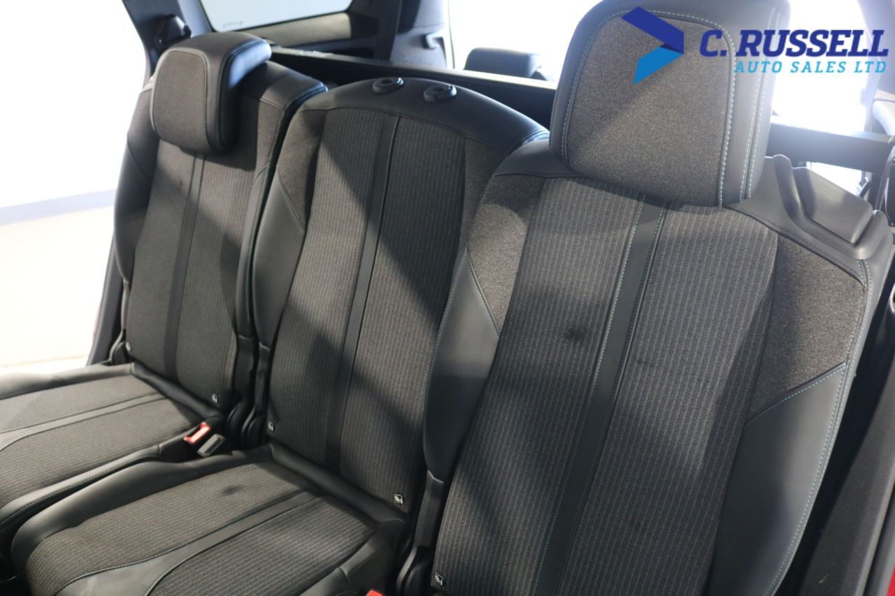 2021 PEUGEOT 1.5 BlueHDi Allure Premium SUV 5dr Diesel Manual Euro 6 (s/s) (130 ps) - vehicle photo 13 for sale on PureCar
