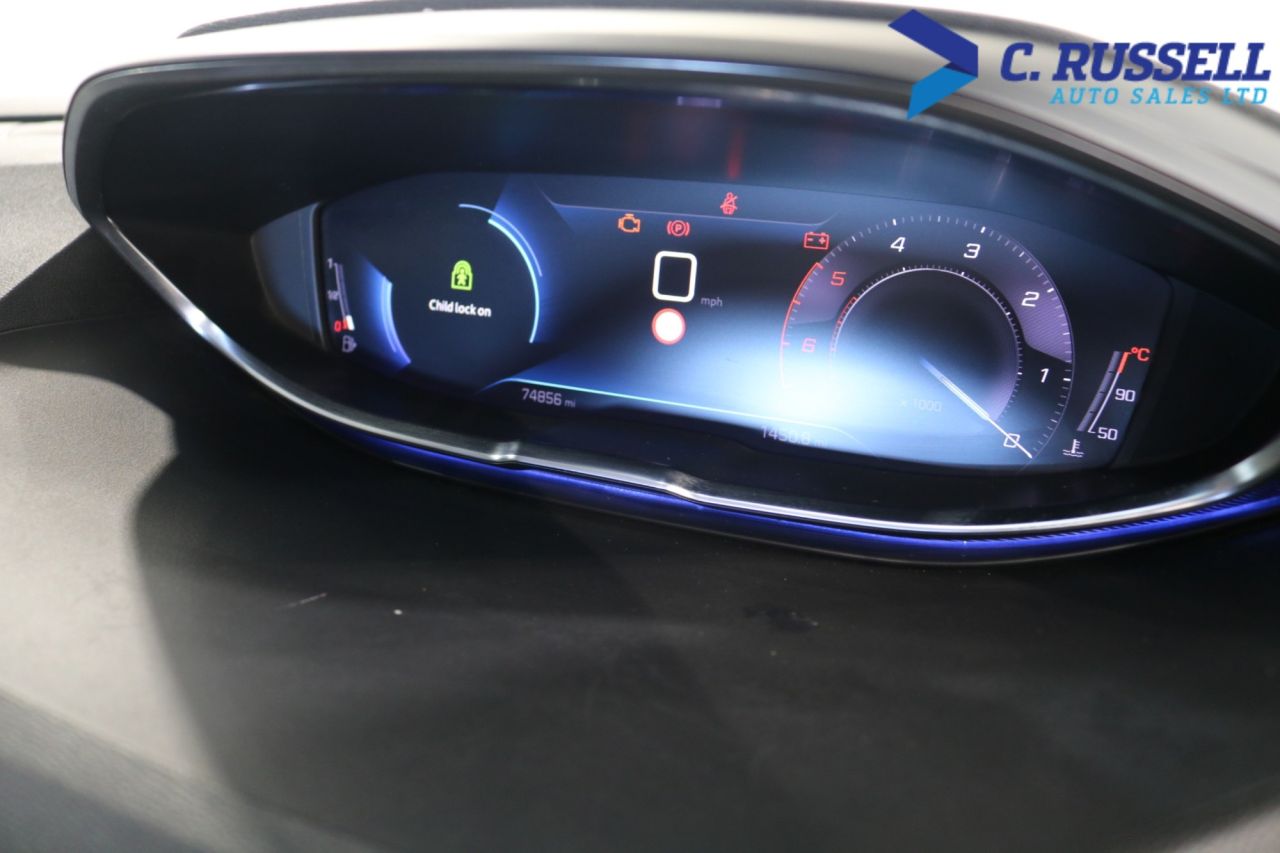 2021 PEUGEOT 1.5 BlueHDi Allure Premium SUV 5dr Diesel Manual Euro 6 (s/s) (130 ps) - vehicle photo 17 for sale on PureCar
