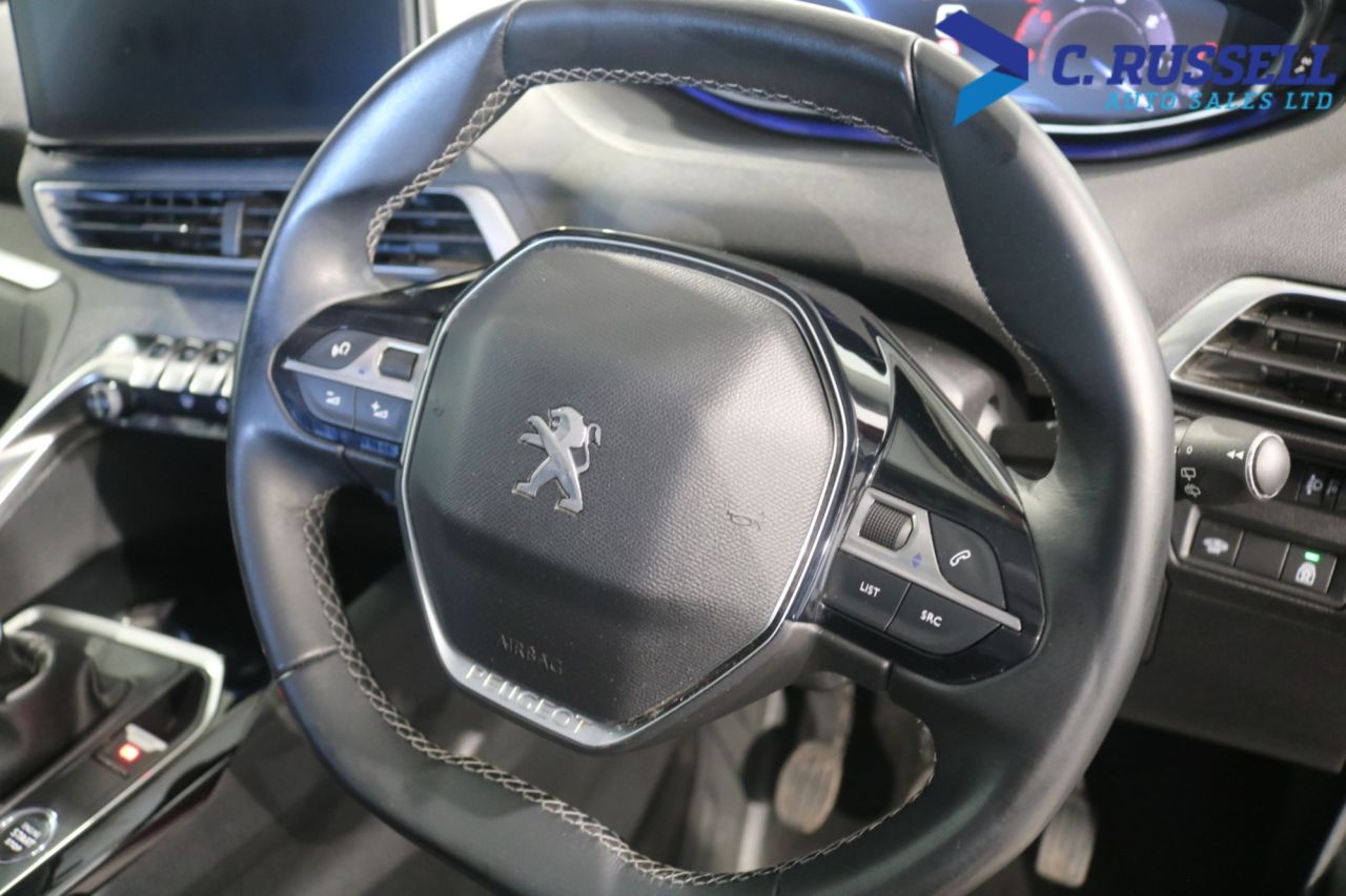2021 PEUGEOT 1.5 BlueHDi Allure Premium SUV 5dr Diesel Manual Euro 6 (s/s) (130 ps) - vehicle photo 18 for sale on PureCar