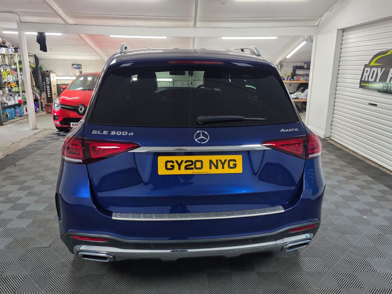 2020 MERCEDES GLE 2.0 GLE300d AMG Line (Premium) SUV 5dr Diesel G-Tronic 4MATIC Euro 6 (s/s) - vehicle photo 5 for sale on PureCar
