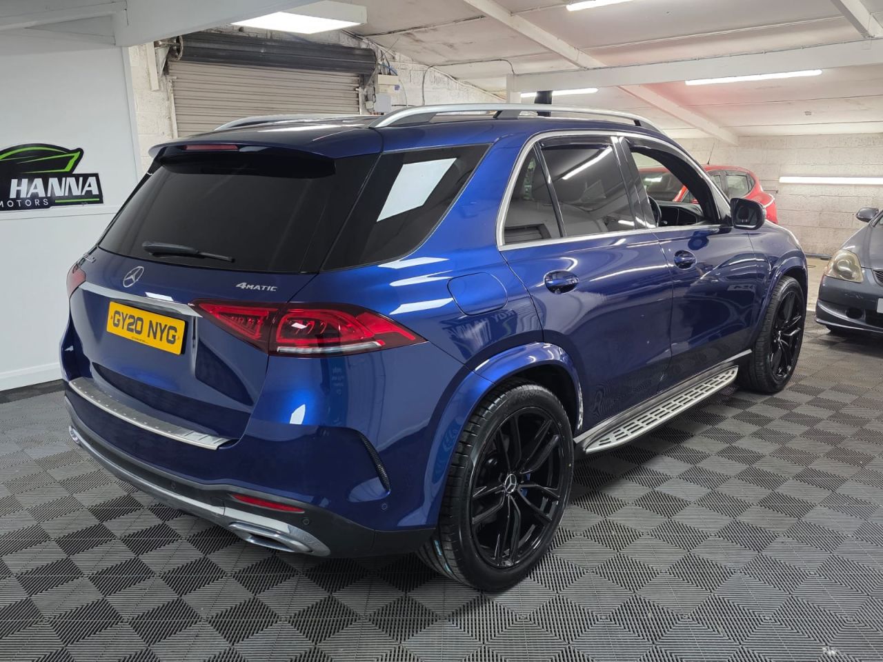 2020 MERCEDES GLE 2.0 GLE300d AMG Line (Premium) SUV 5dr Diesel G-Tronic 4MATIC Euro 6 (s/s) - vehicle photo 6 for sale on PureCar