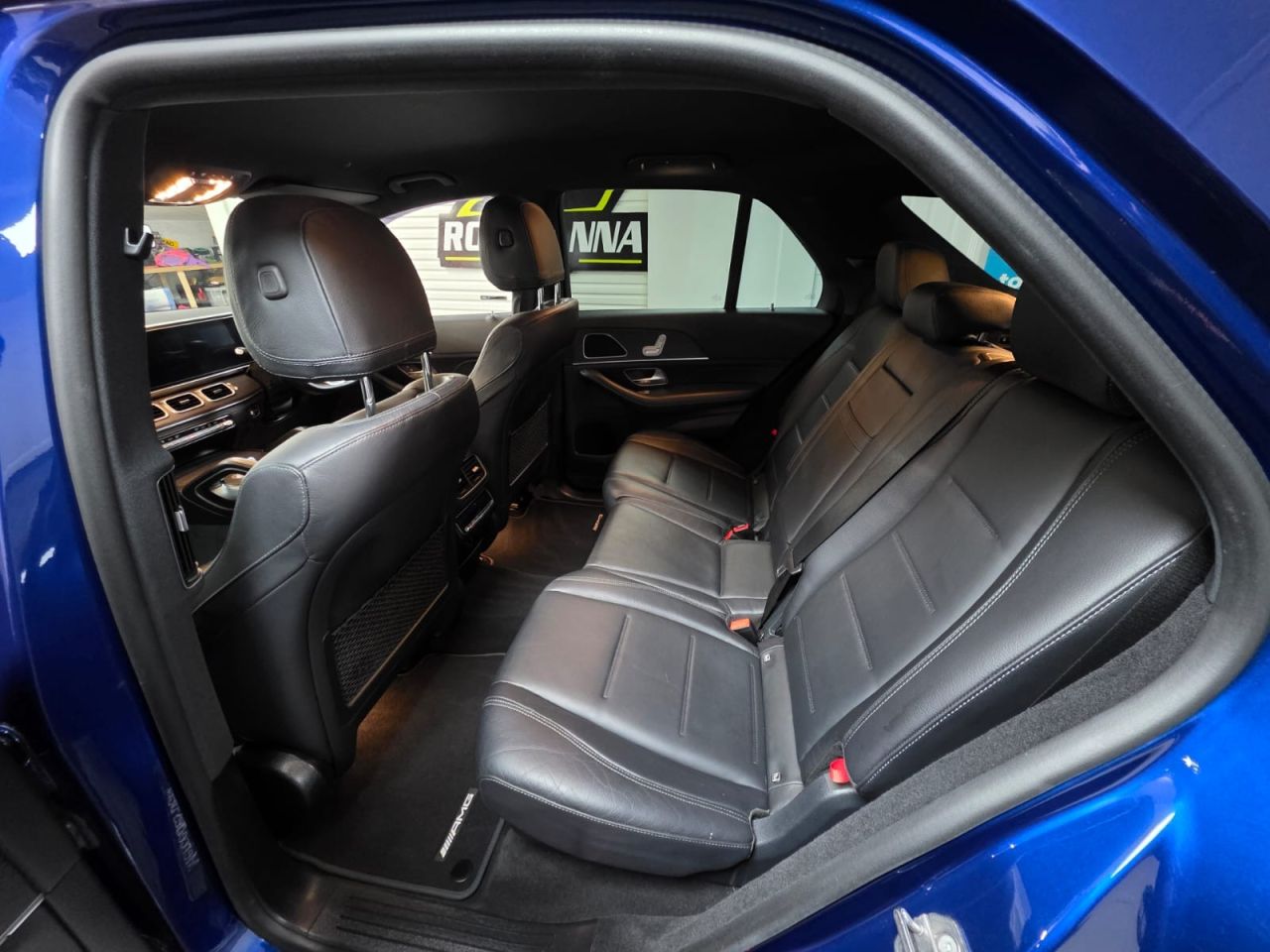 2020 MERCEDES GLE 2.0 GLE300d AMG Line (Premium) SUV 5dr Diesel G-Tronic 4MATIC Euro 6 (s/s) - vehicle photo 14 for sale on PureCar
