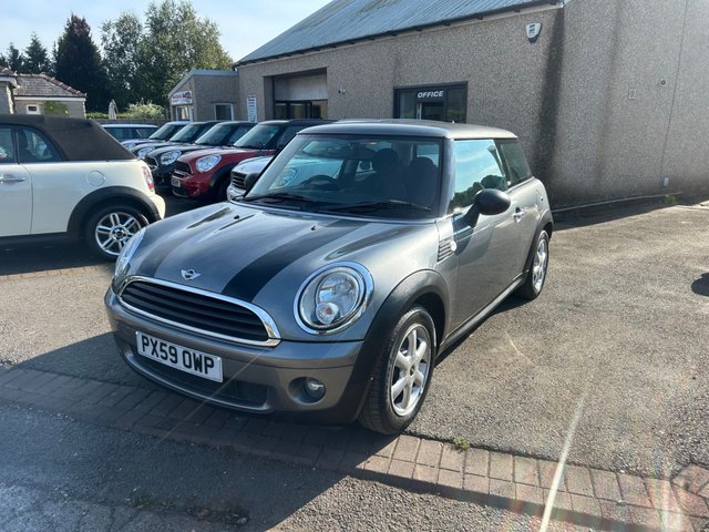 2009 MINI HATCH