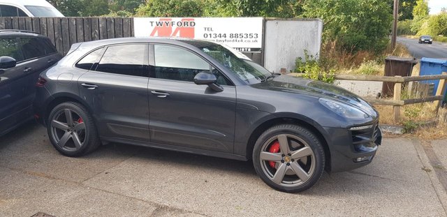 2016 Porsche MACAN