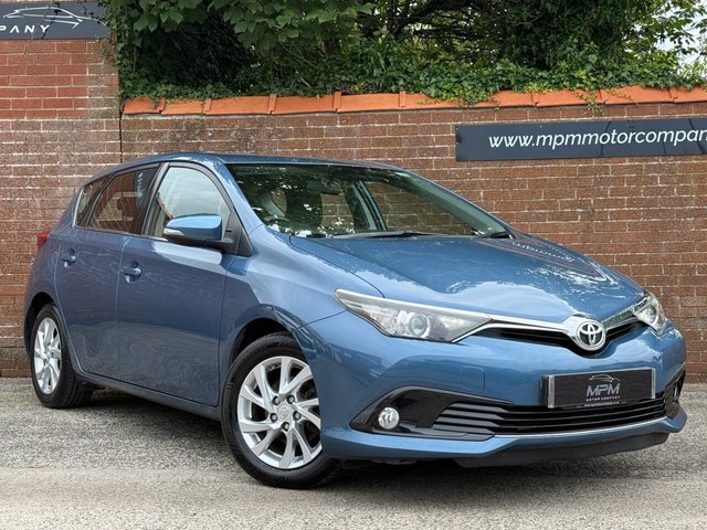 2017 Toyota AURIS