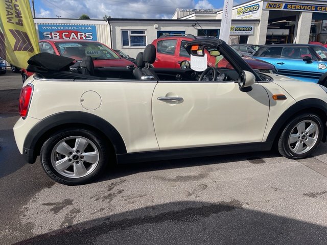 2016 MINI Convertible