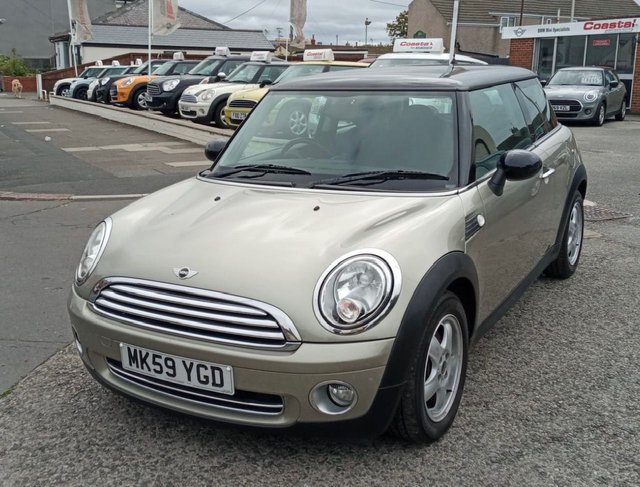 2009 MINI HATCH