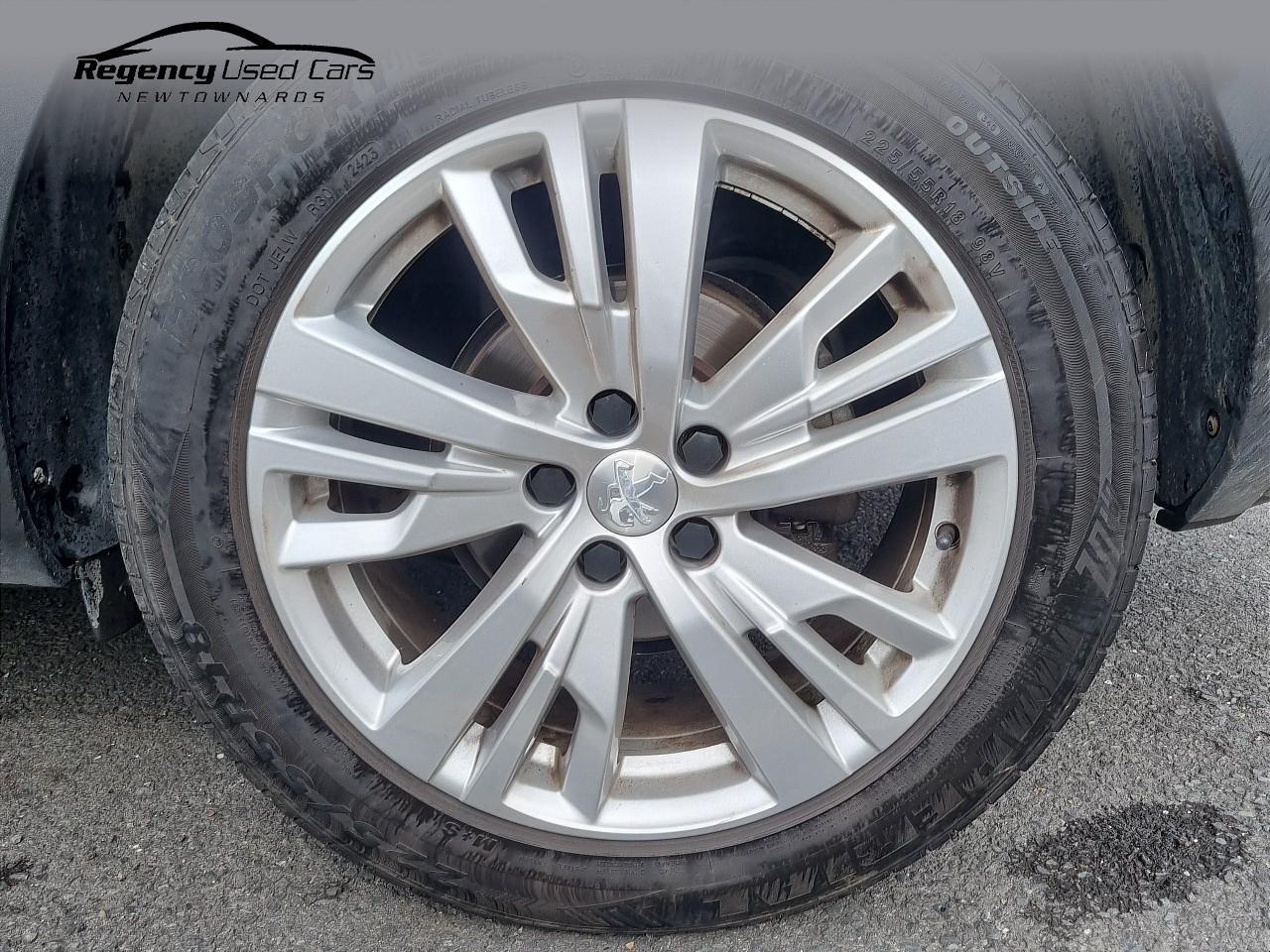 2018 PEUGEOT 1.2 PureTech Allure EAT Euro 6 (s/s) 5dr - vehicle photo 31 for sale on PureCar