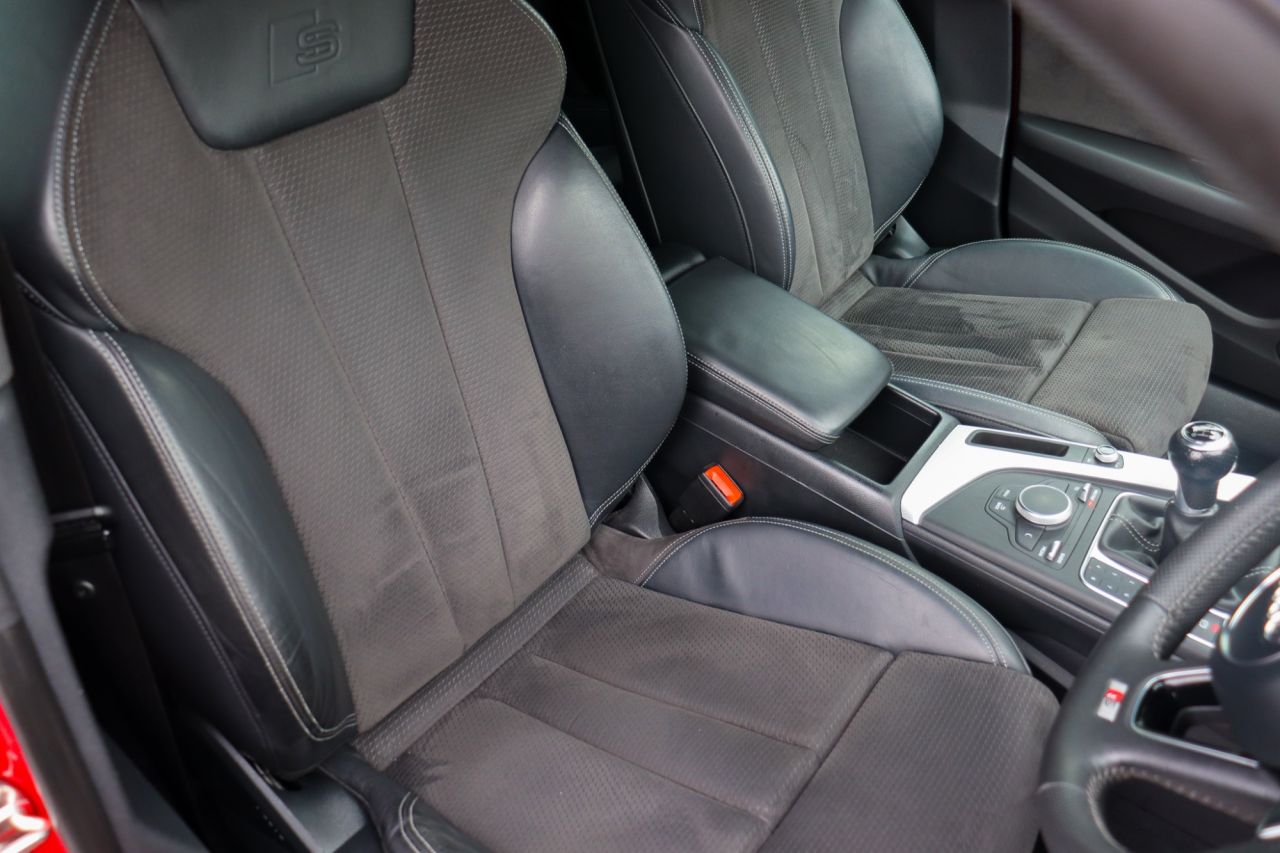 2018 AUDI A5 S Line - vehicle photo 4 for sale on PureCar