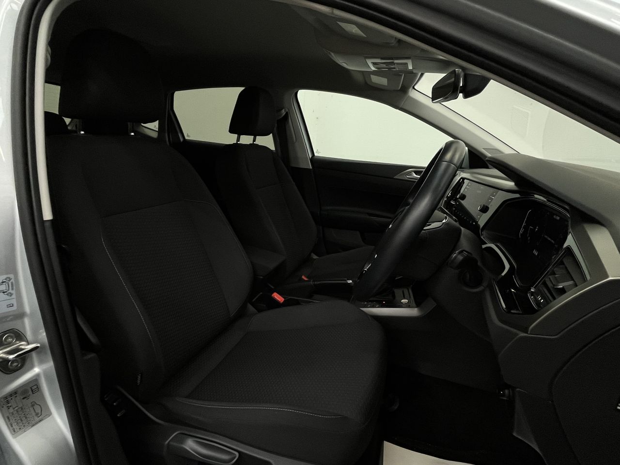 2022 VOLKSWAGEN POLO 1.0 TSI SEL Hatchback 5DR DSG - vehicle photo 15 for sale on PureCar