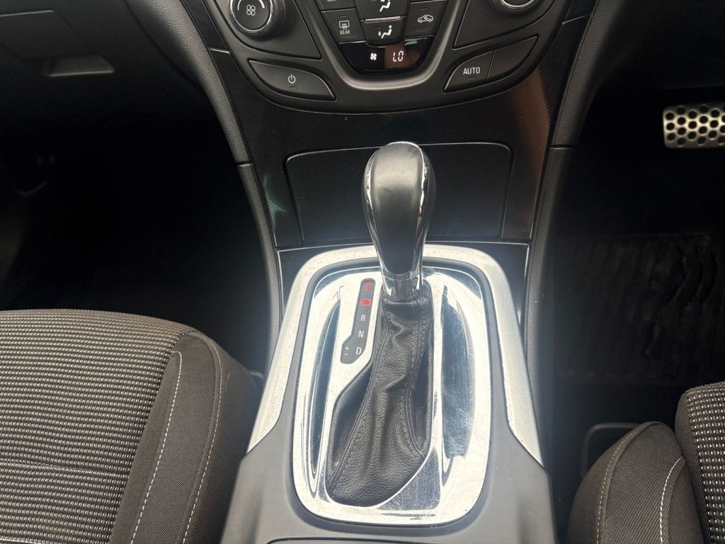 2014 Vauxhall Insignia — image 9