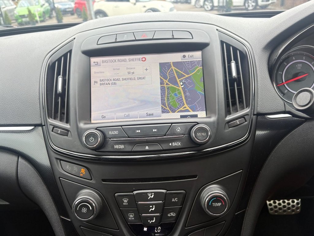 2014 Vauxhall Insignia — image 11