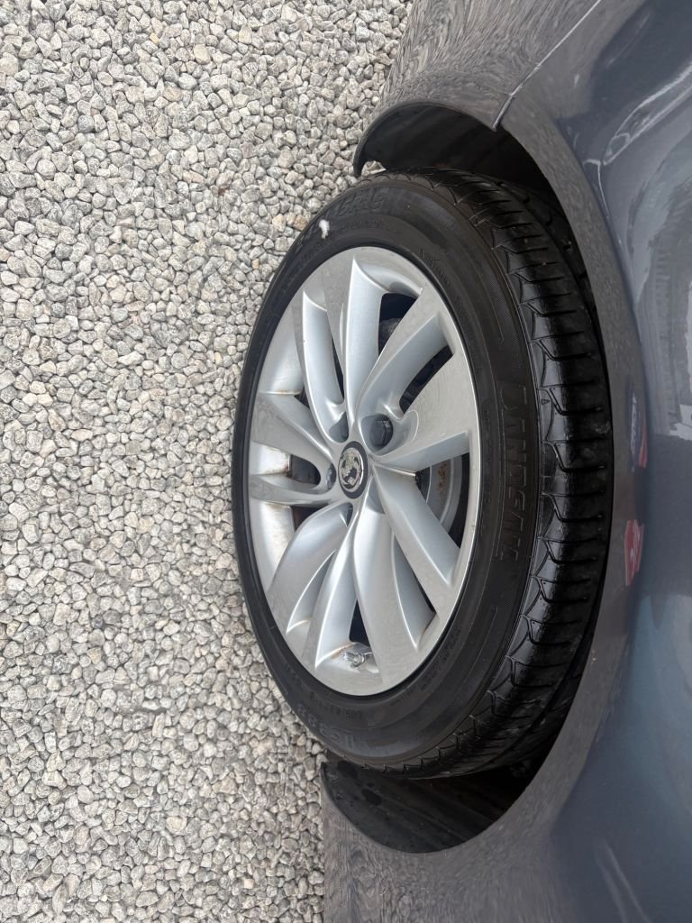 2014 Vauxhall Insignia — image 19