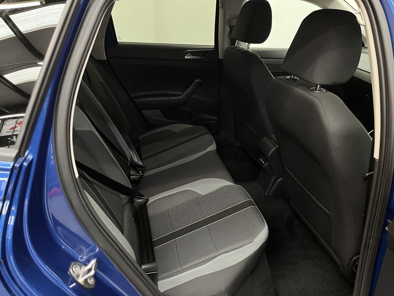 2022 VOLKSWAGEN POLO 1.0 TSI SEL Hatchback 5DR DSG - vehicle photo 12 for sale on PureCar