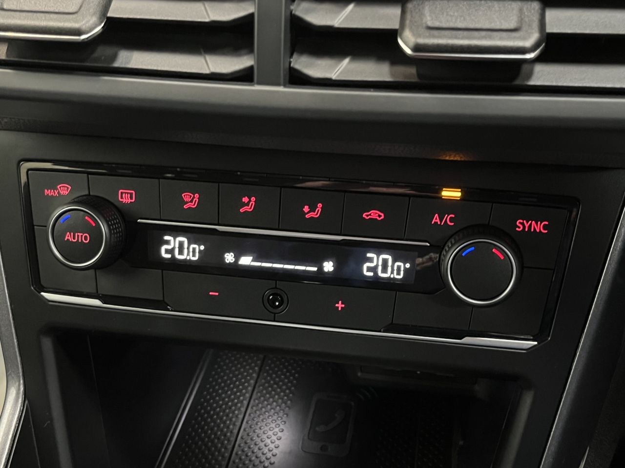 2022 VOLKSWAGEN POLO 1.0 TSI SEL Hatchback 5DR DSG - vehicle photo 23 for sale on PureCar