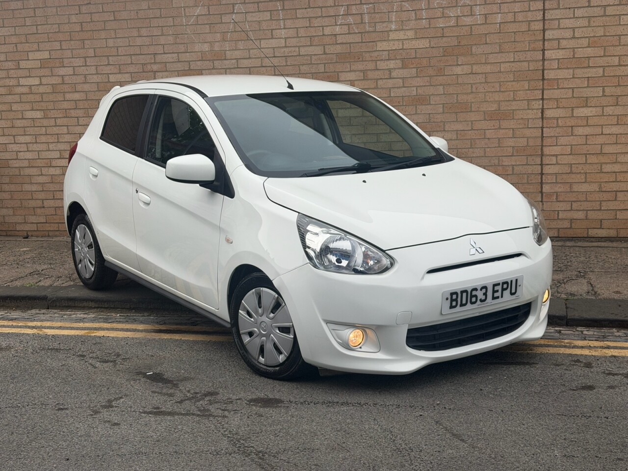 Mitsubishi Mirage 2013