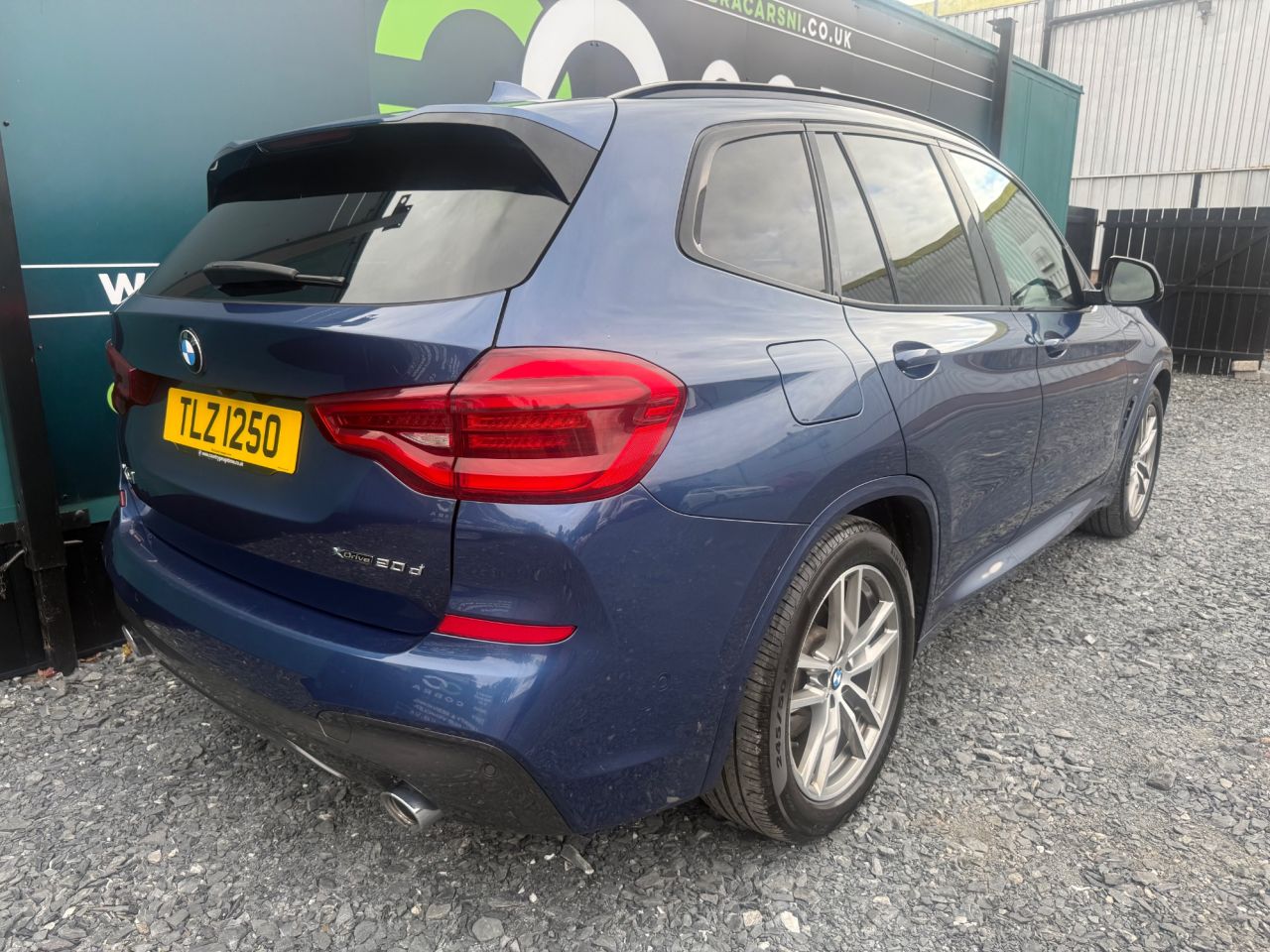 2018 BMW X3 *** FSH - SATNAV - REVERSE CAMERA - FEB 2027 MOT *** 3 MONTHS WARRANTY (OPTION TO EXTEND) - vehicle photo 4 for sale on PureCar