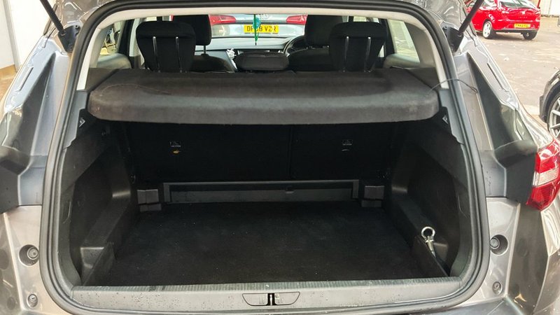 2019 Vauxhall Grandland X in grey — photo 11 of 11