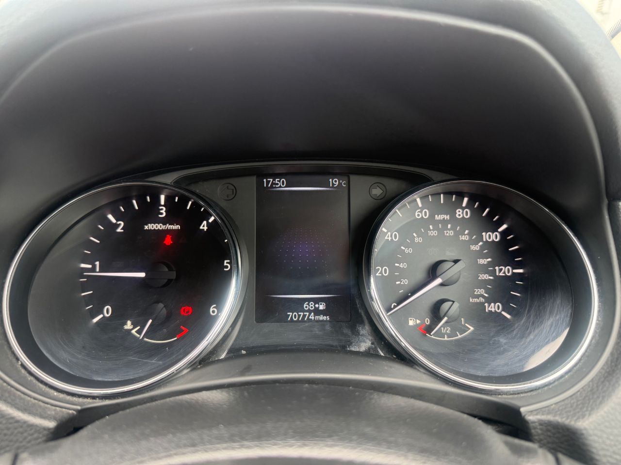 2014 NISSAN QASHQAI 1.5 dCi Acenta SUV 5dr Diesel Manual 2WD Euro 5 (s/s) (110 ps) - vehicle photo 15 for sale on PureCar