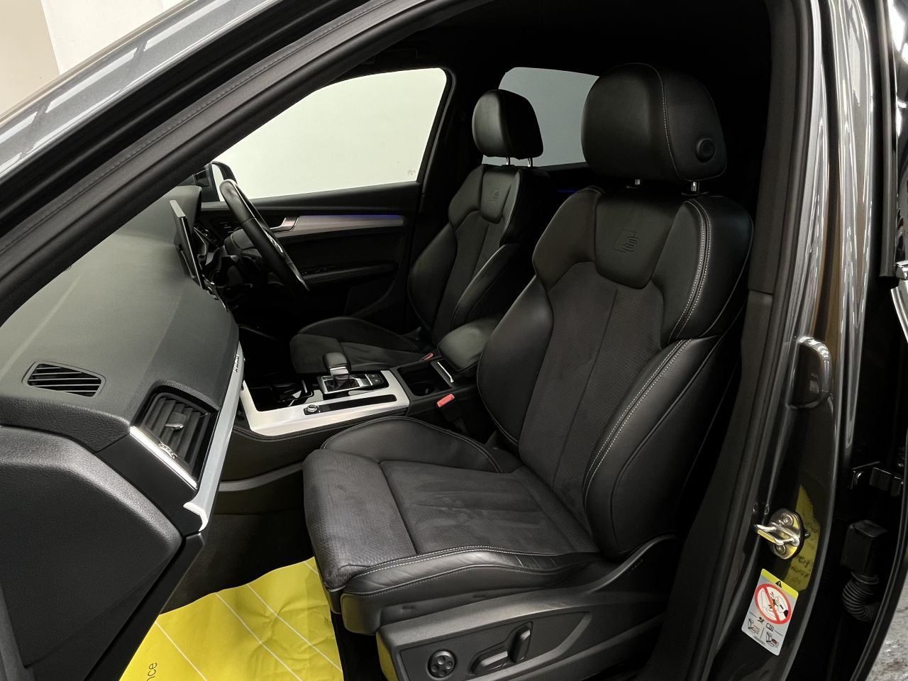 2022 AUDI Q5 40 TDI Quattro S Line 5dr S Tronic Sportback - vehicle photo 20 for sale on PureCar