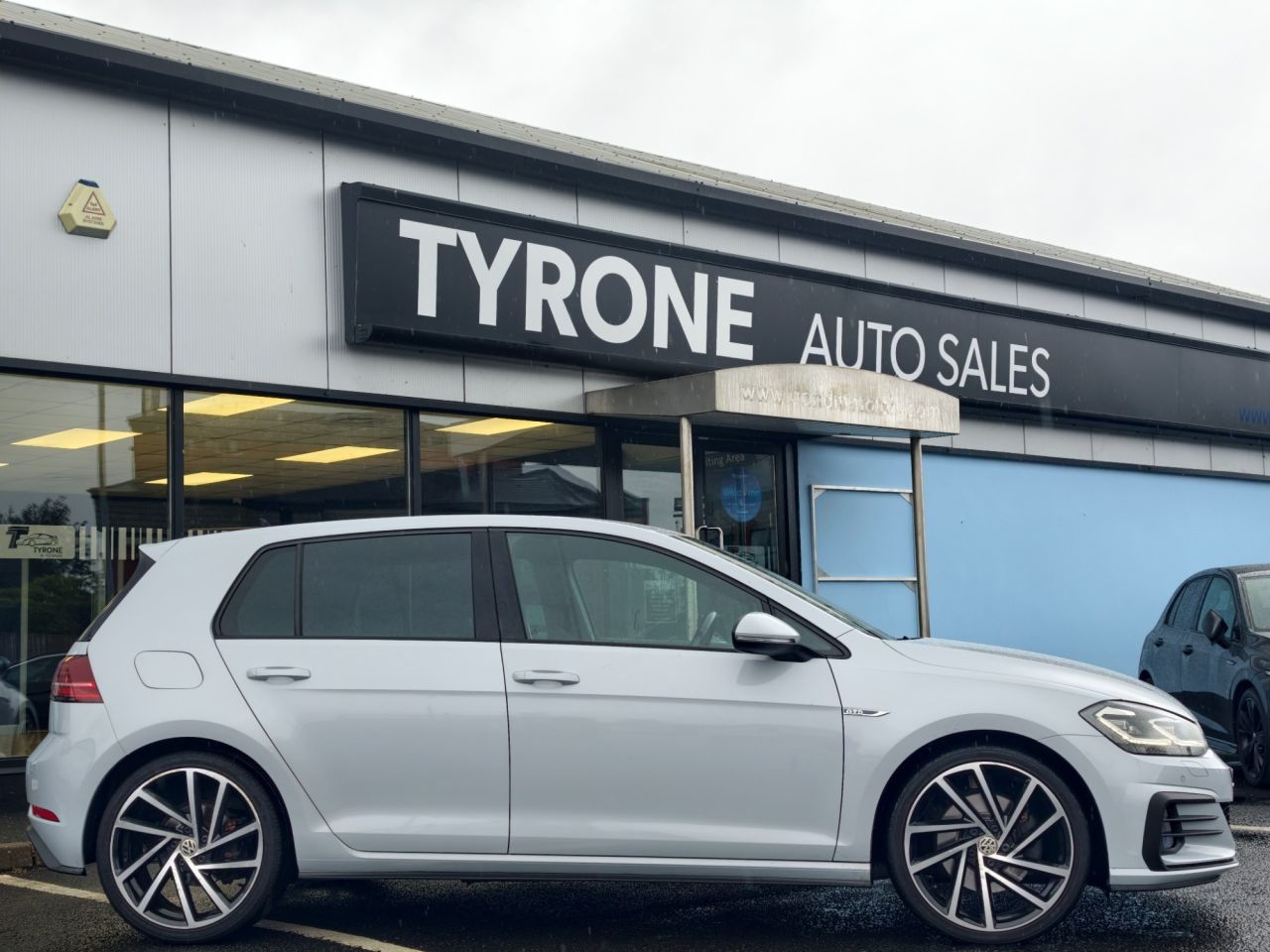 2018 VOLKSWAGEN GOLF 2.0 TDI BlueMotion Tech GTD BlueLine Hatchback 5dr Diesel Manual Euro 6 (s/ - vehicle photo 5 for sale on PureCar