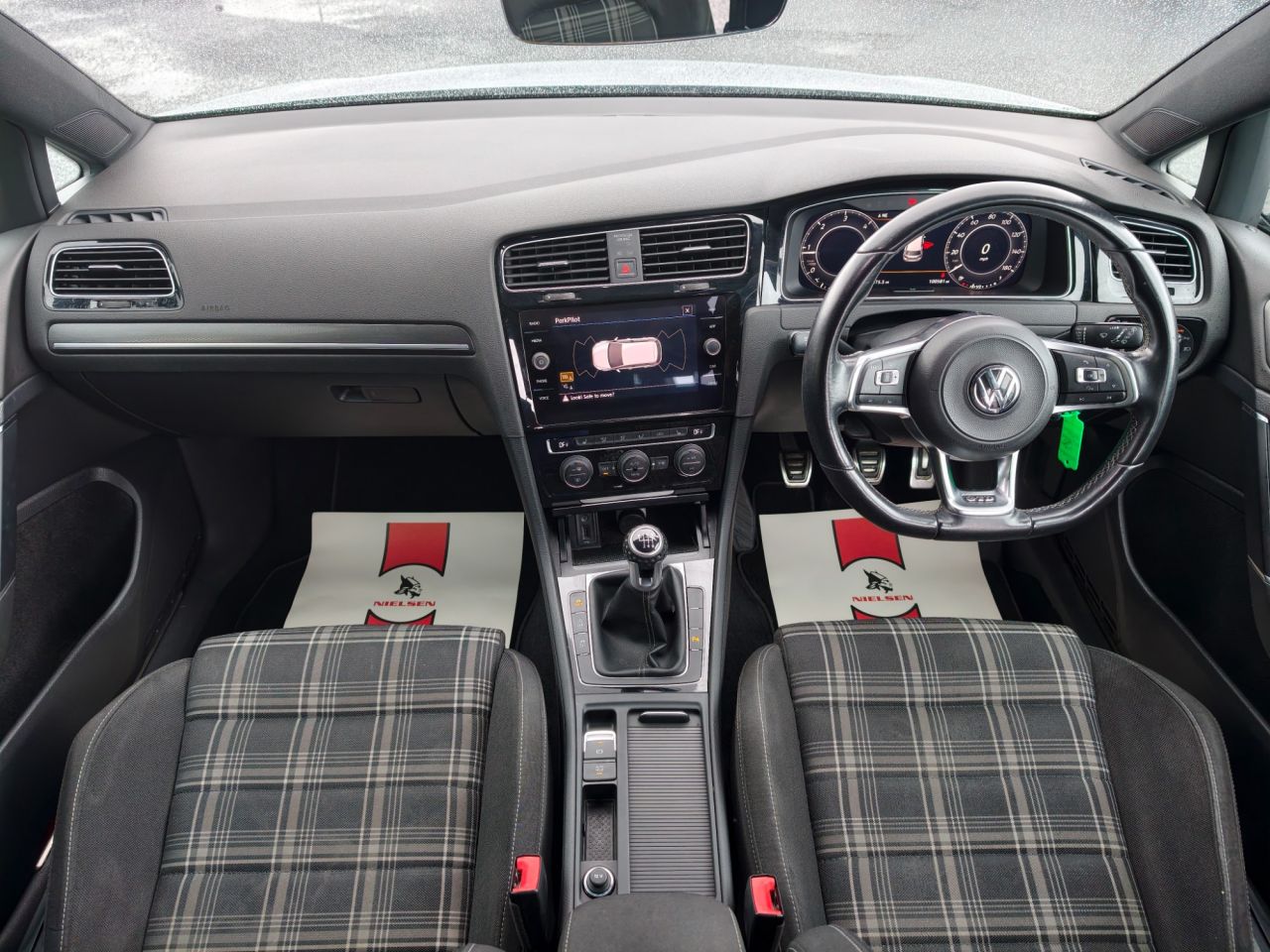 2018 VOLKSWAGEN GOLF 2.0 TDI BlueMotion Tech GTD BlueLine Hatchback 5dr Diesel Manual Euro 6 (s/ - vehicle photo 26 for sale on PureCar