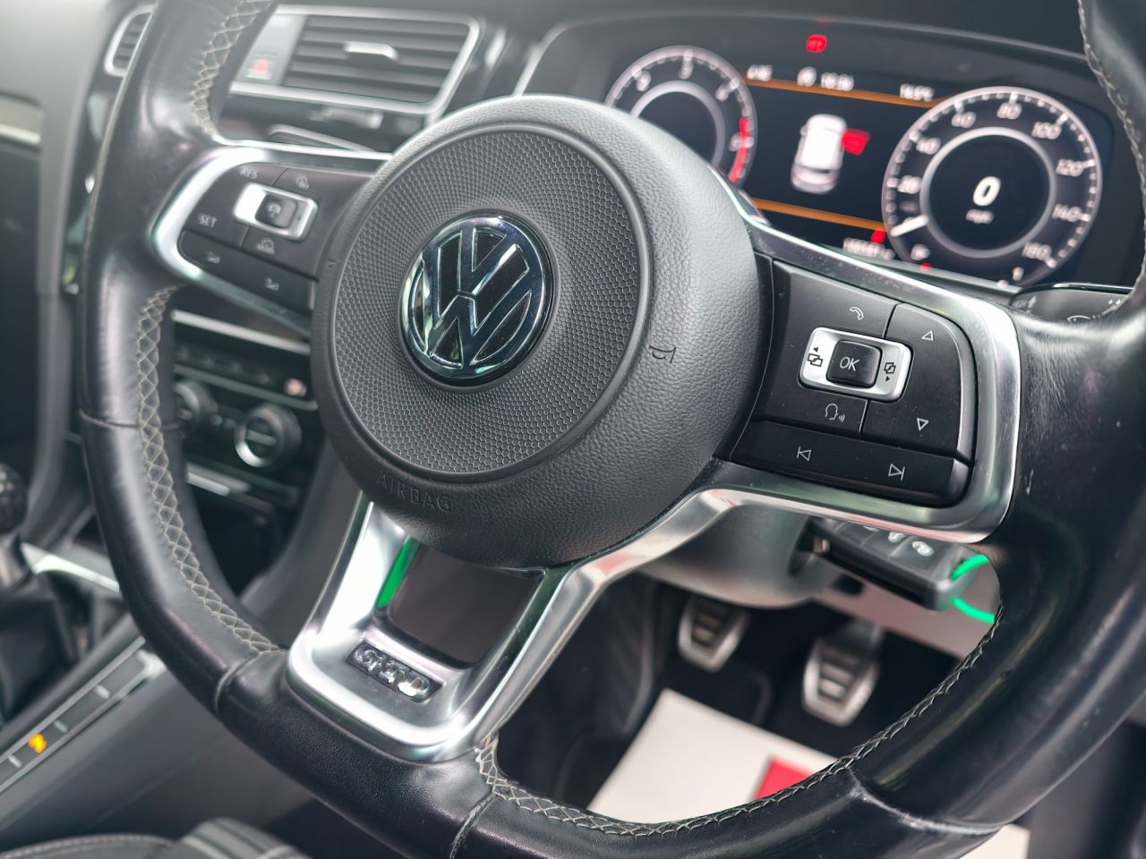 2018 VOLKSWAGEN GOLF 2.0 TDI BlueMotion Tech GTD BlueLine Hatchback 5dr Diesel Manual Euro 6 (s/ - vehicle photo 33 for sale on PureCar