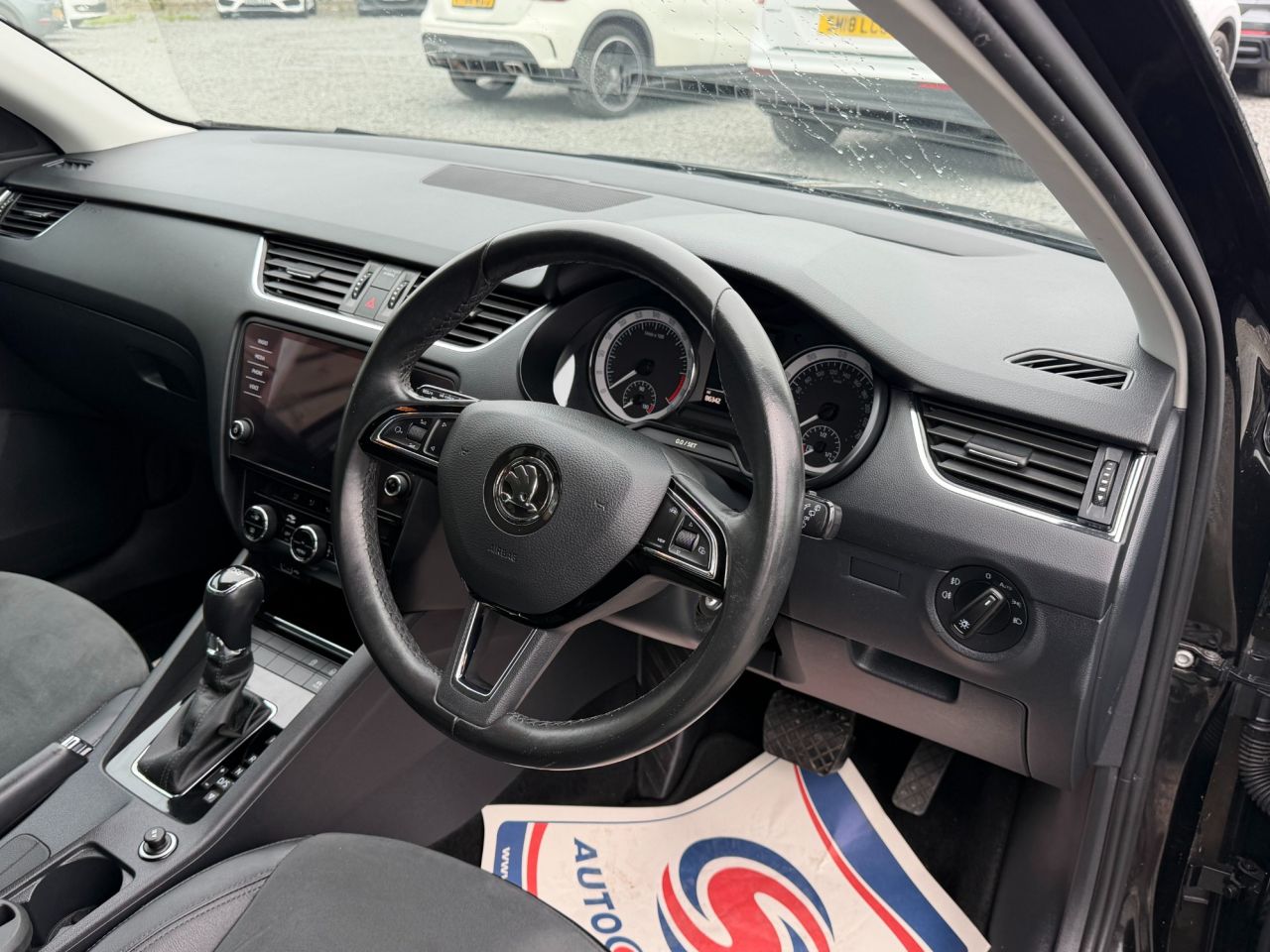 2018 SKODA OCTAVIA 1.6 TDI SCR SE L Hatchback 5dr Diesel DSG Euro 6 (s/s) (115 ps) - vehicle photo 9 for sale on PureCar