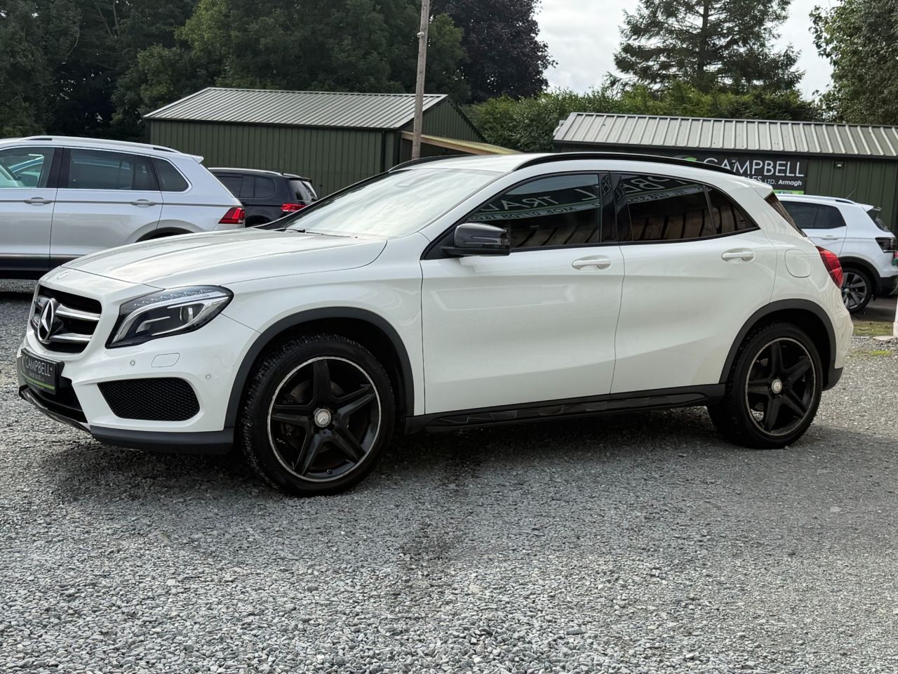 2016 MERCEDES 2.1 GLA220d AMG Line (Premium) SUV 5dr Diesel 7G-DCT 4MATIC Euro 6 (s/s) (1 - vehicle photo 3 for sale on PureCar