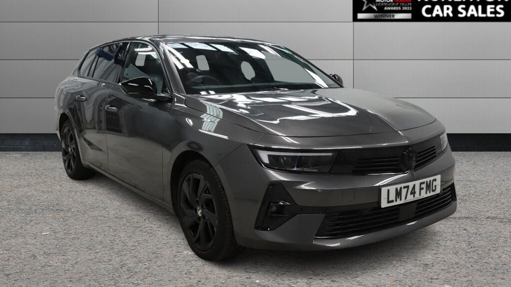 2024 Vauxhall Astra — image 1