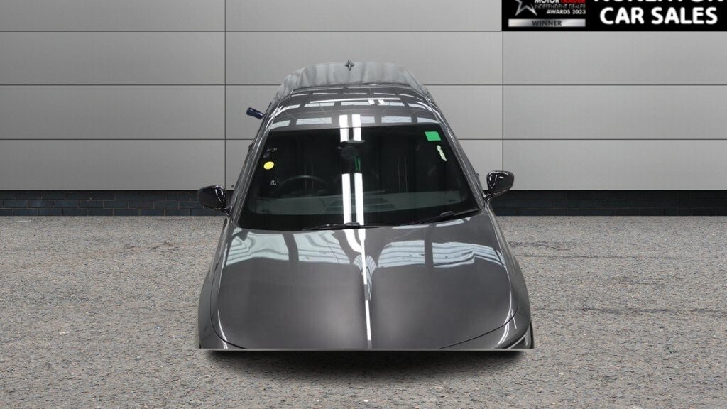 2024 Vauxhall Astra — image 8