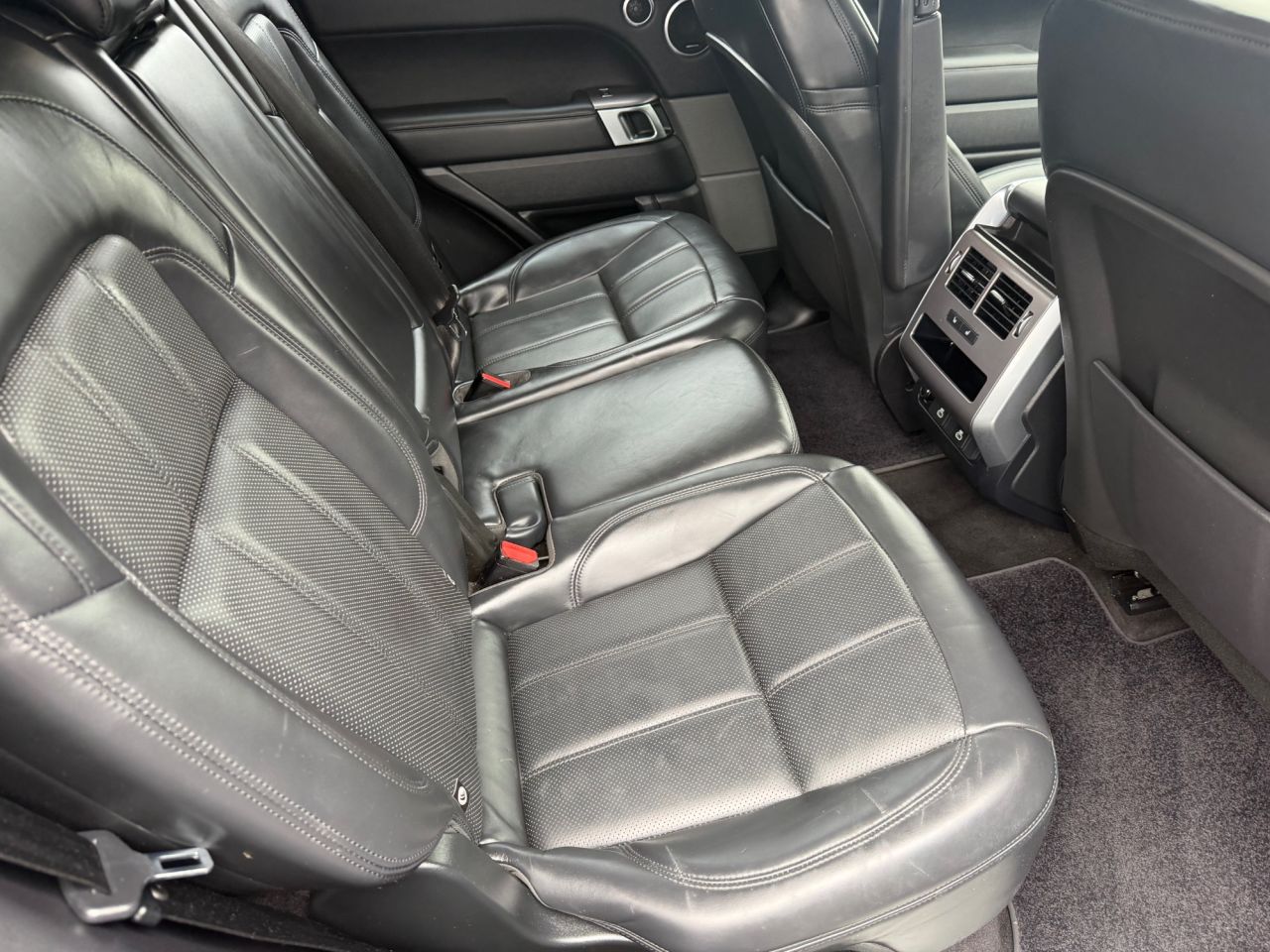 2021 LAND ROVER RANGE ROVER SPORT 3.0 D250 MHEV HSE SUV 5dr Diesel Auto 4WD Euro 6 (s/s) (250 ps) - vehicle photo 11 for sale on PureCar