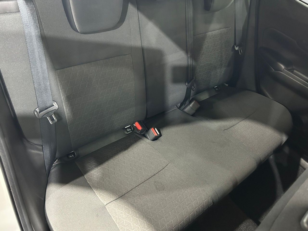 2024 74 SUZUKI SWIFT