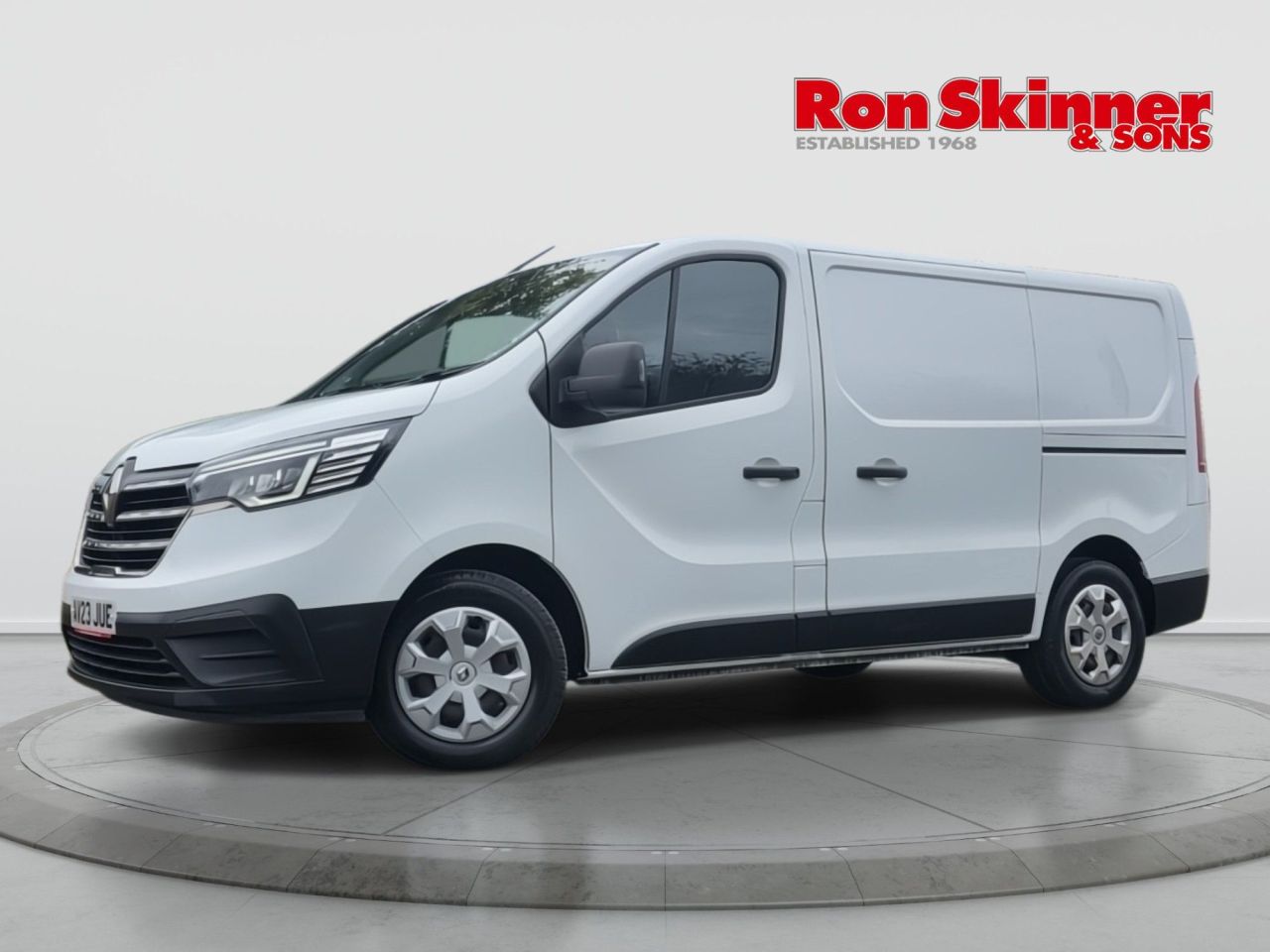 2023 23 RENAULT TRAFIC