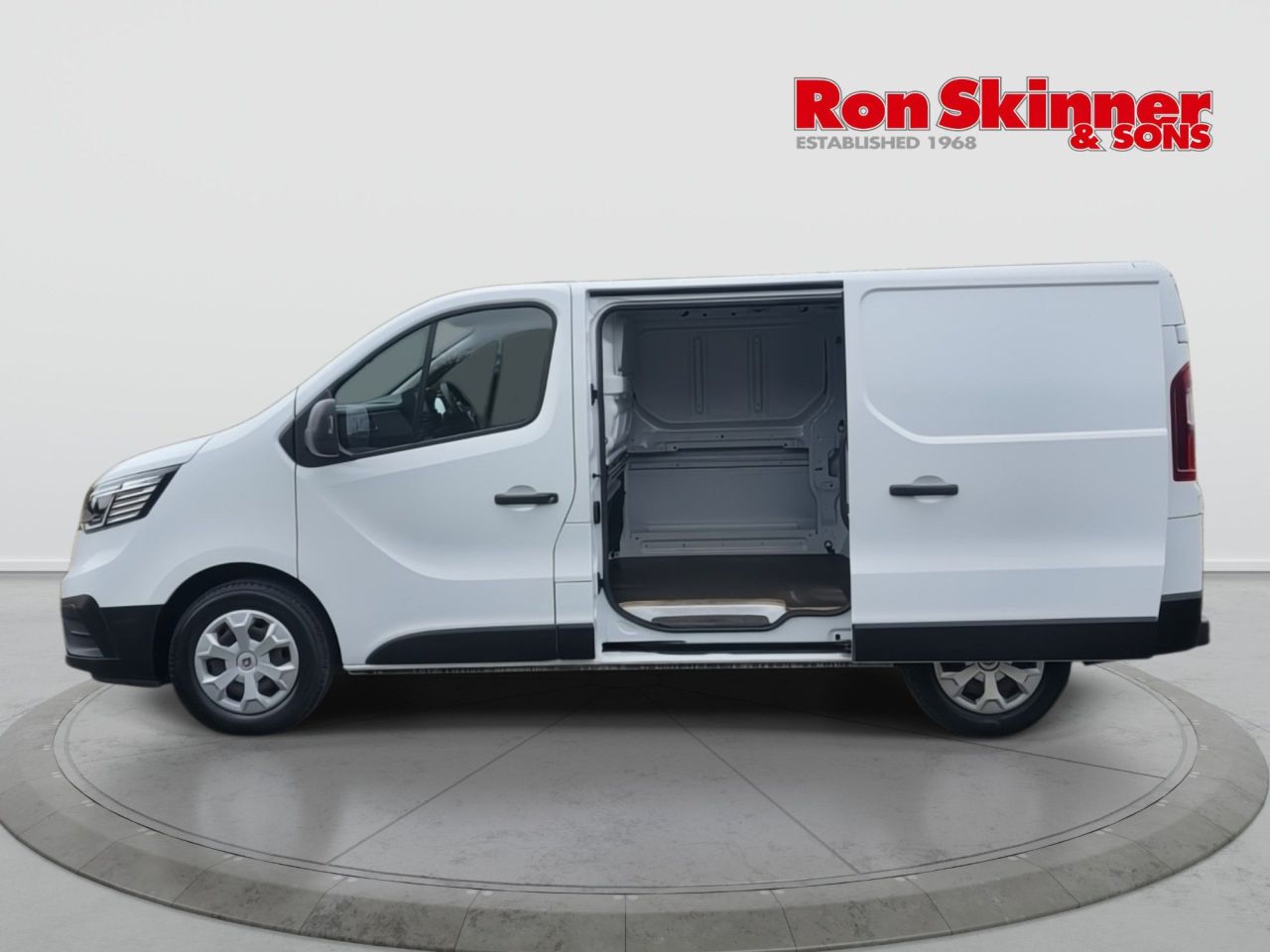 2023 23 RENAULT TRAFIC