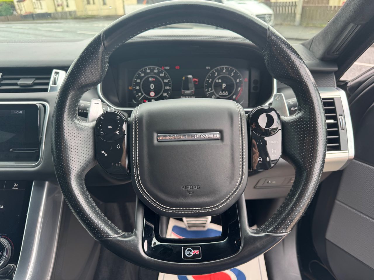 2021 LAND ROVER RANGE ROVER SPORT 5.0 P575 V8 GPF SVR SUV 5dr Petrol Auto 4WD Euro 6 (s/s) (575 ps) - vehicle photo 24 for sale on PureCar