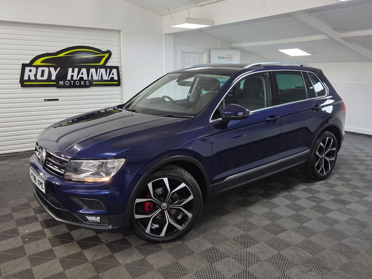 2018 VOLKSWAGEN TIGUAN 2.0 TDI SE Navigation SUV 5dr Diesel Manual Euro 6 (s/s) (150 ps) 2 Owners - vehicle photo 28 for sale on PureCar