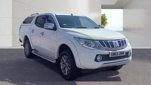 2015 Mitsubishi L200