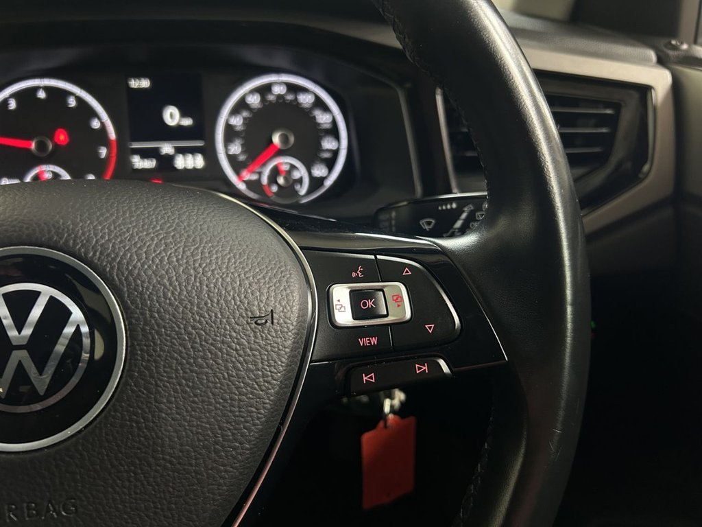 2021 Volkswagen Polo — image 14