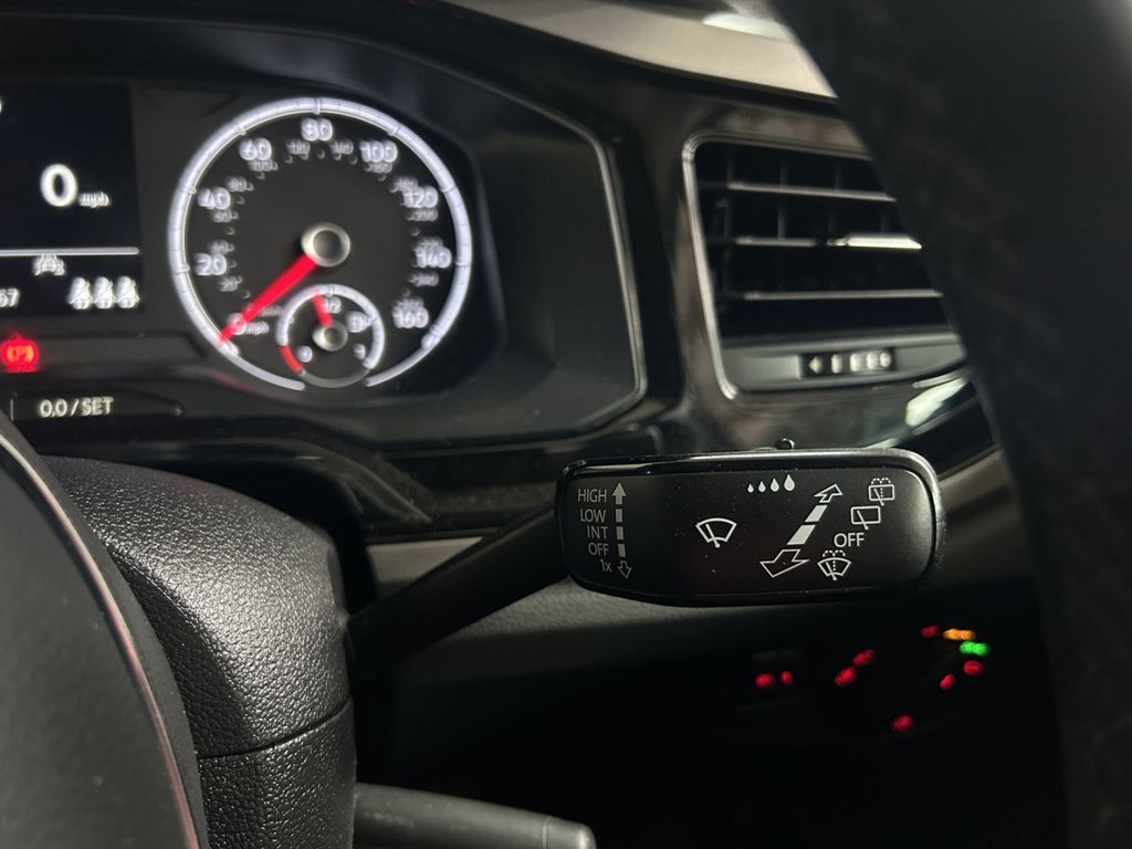 2021 Volkswagen Polo — image 16