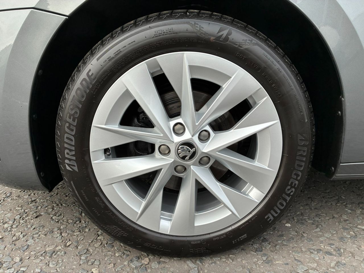 2023 SKODA OCTAVIA 2.0 TDI SE L Estate 5dr Diesel DSG Euro 6 (s/s) (150 ps) - vehicle photo 6 for sale on PureCar