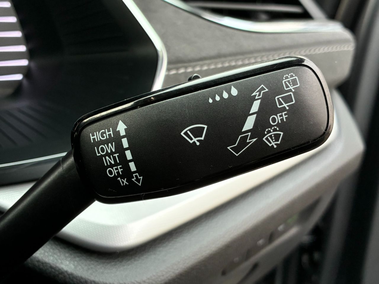 2023 SKODA OCTAVIA 2.0 TDI SE L Estate 5dr Diesel DSG Euro 6 (s/s) (150 ps) - vehicle photo 37 for sale on PureCar