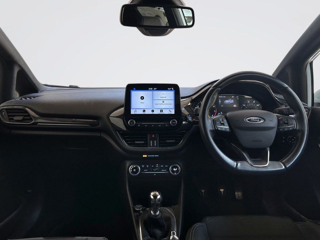 2018 Ford Fiesta — image 2