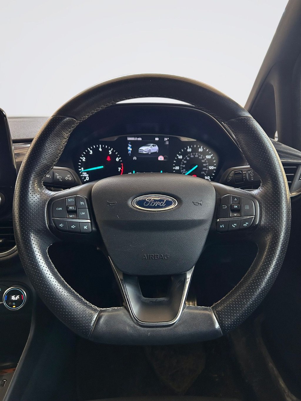 2018 Ford Fiesta — image 13